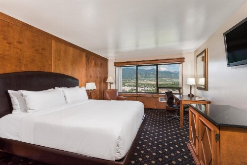 The Antlers, A Wyndham Hotel image 41